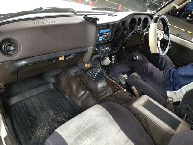 1987 Toyota Land Cruiser 60 4WD auction photo 3