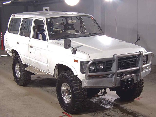 Japan Auction Vehicles 8 1987 Toyota Land Cruiser 60 4WD auction photo