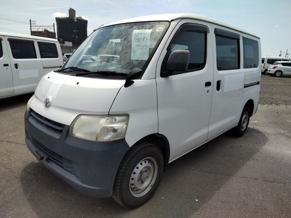 Japan Auction Vehicles 37 2014 Toyota LiteAce auction photo