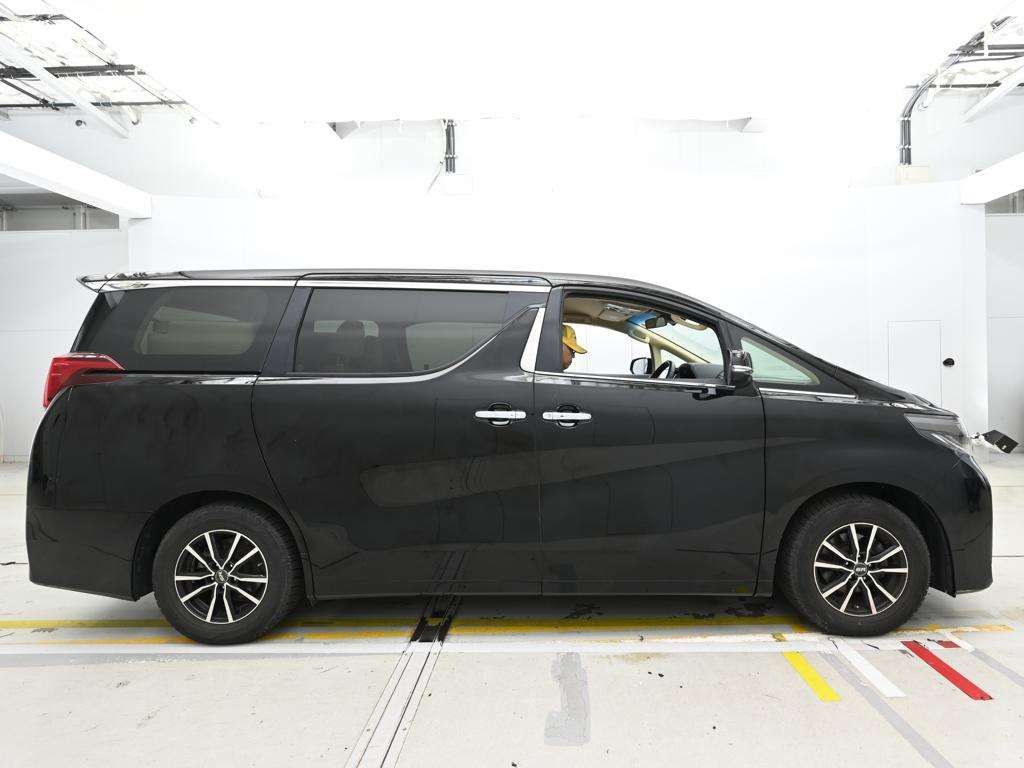 2022 Toyota Alphard 2.5X auction photo 3