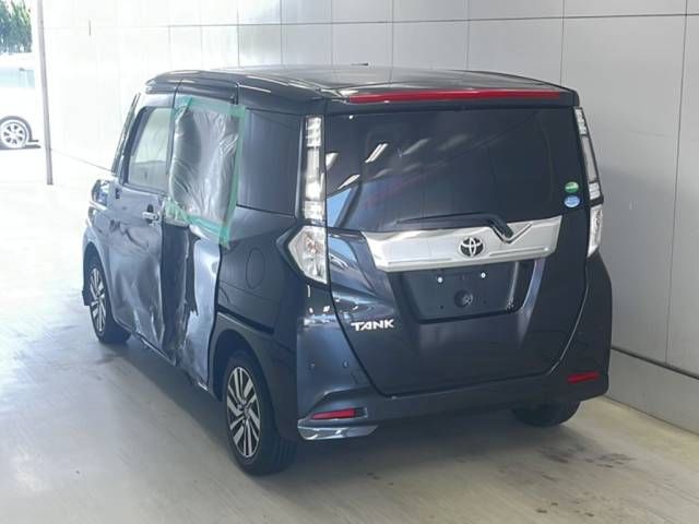 2019 Toyota Tank カスタムG auction photo 3