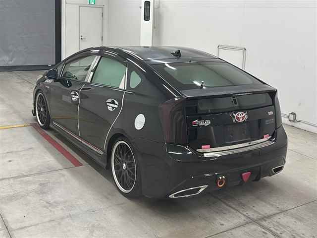 2013 Toyota Prius S auction photo 2