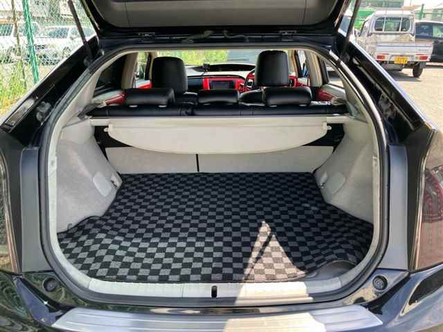 2013 Toyota Prius S auction photo 10