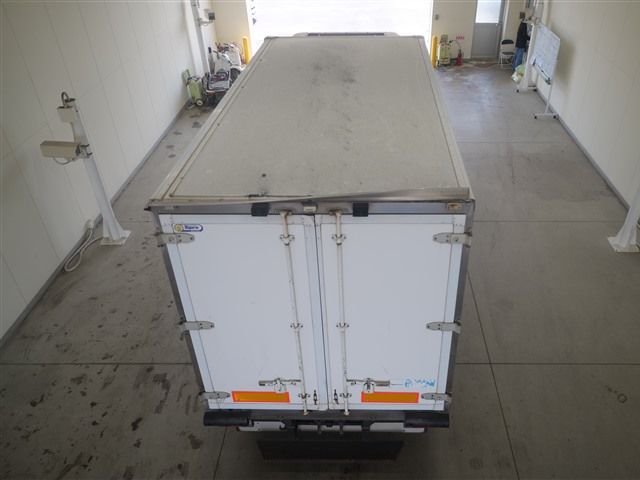 2009 Isuzu Elf レイゾウレイトウ auction photo 3