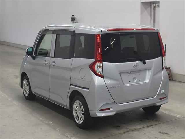 2025 Toyota Roomy X auction photo 2