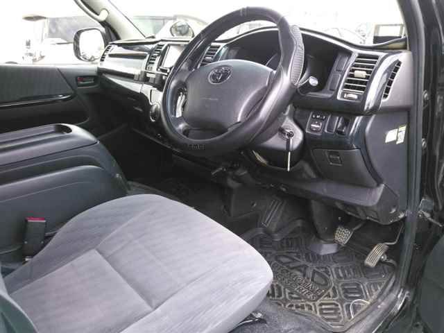 2010 Toyota Hiace スーパーGL auction photo 3