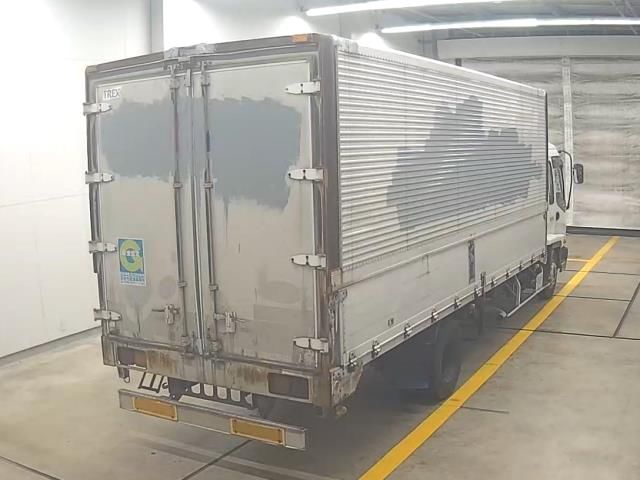2001 Isuzu Forward Wing auction photo 2