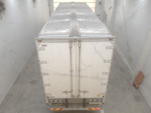 2015 Mitsubishi Fuso Wing auction photo 3