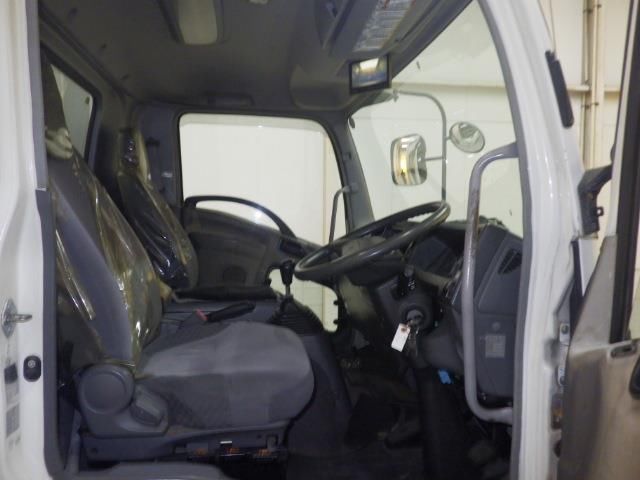 2008 Isuzu Forward ウィング auction photo 6