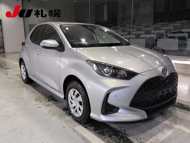 2024 Toyota Yaris 4WD X auction photo 8