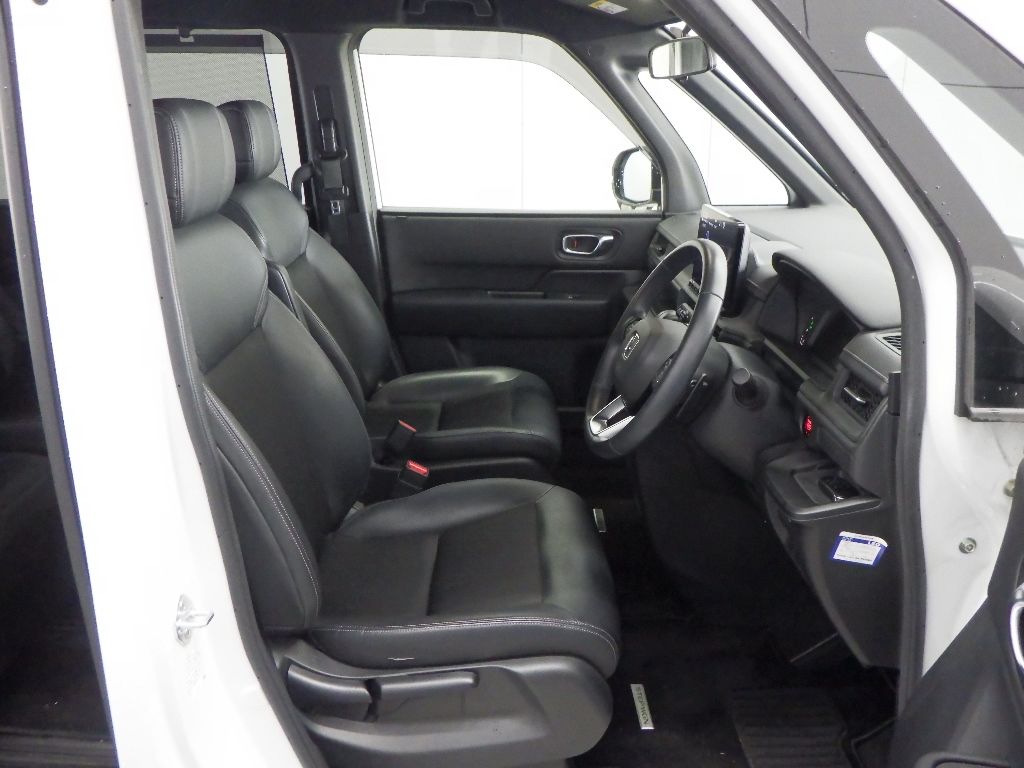2023 Honda Stepwgn 7人 auction photo 6