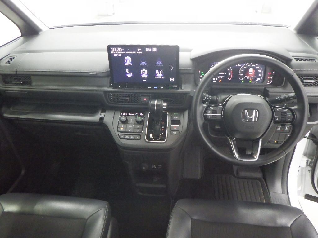 2023 Honda Stepwgn 7人 auction photo 3