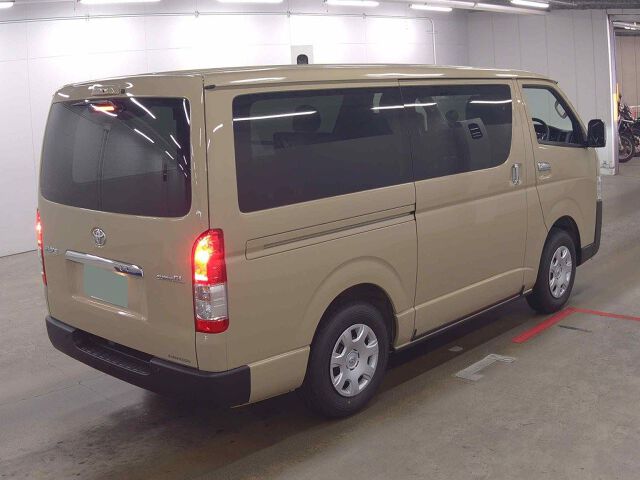 2026 Toyota Hiace ロングスーパーGL 4WD auction photo 5