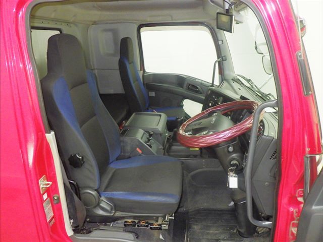 2020 Isuzu Wing auction photo 6