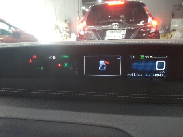 2021 Toyota Prius PHEV S GR Sport auction photo 6