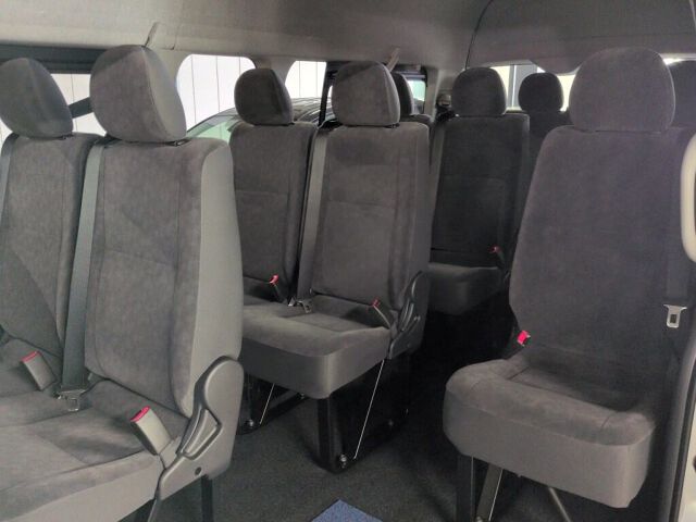 2026 Toyota Hiace GL auction photo 3