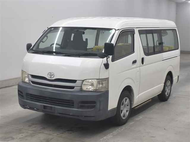 2009 Toyota Hiace 幼児バス auction photo 4