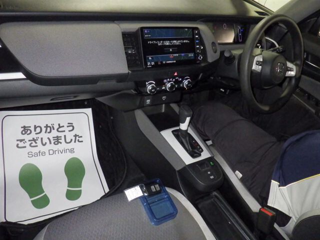 2020 Honda Fit EHEV Crosstar auction photo 3
