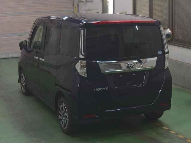 2020 Toyota Roomy Custom G auction photo 2