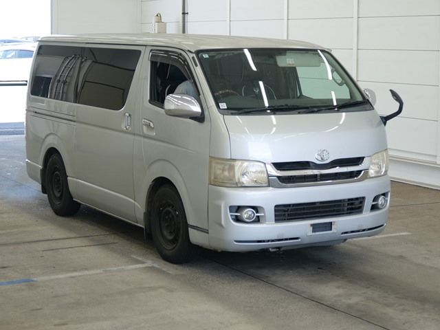 2006 Toyota Hiace スーパーGL Japan auction vehicle