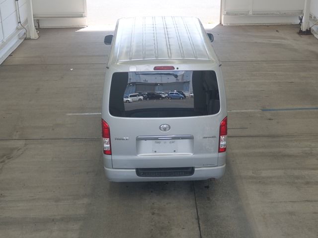 2006 Toyota Hiace スーパーGL auction photo 3