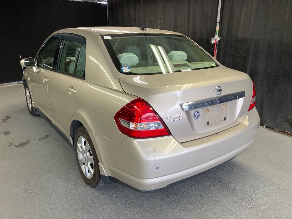 2009 Nissan ティーダラティオ 15M auction photo 2