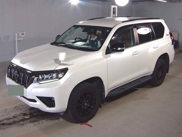 2021 Toyota Land Cruiser Prado TX L-P70アニリミテ 4WD auction photo 4