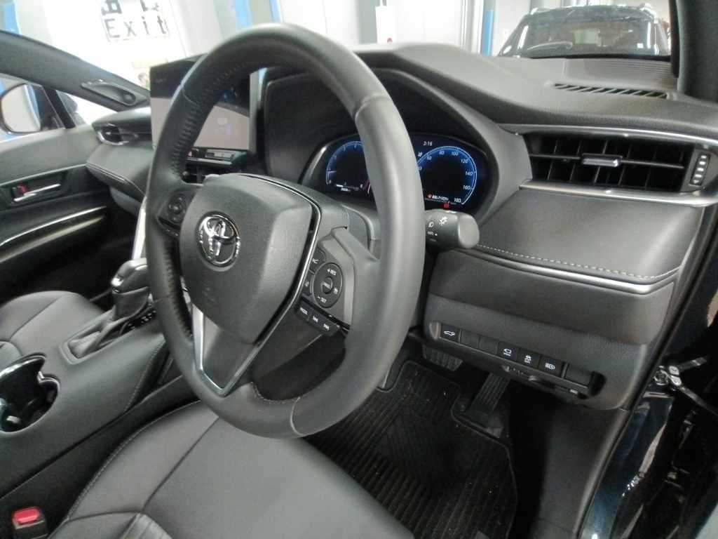 2022 Toyota Harrier Z auction photo 9
