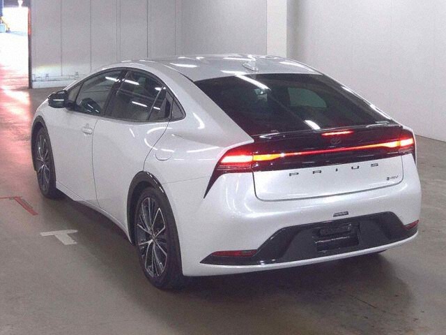 2025 Toyota Prius Z auction photo 2