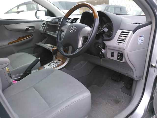 2011 Toyota Corolla Axio G auction photo 3