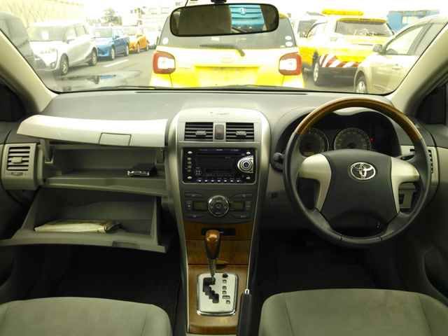 2011 Toyota Corolla Axio G auction photo 8