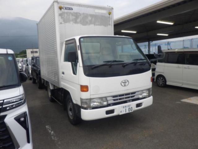 2001 Toyota Dyna Aluminum van Japan auction vehicle