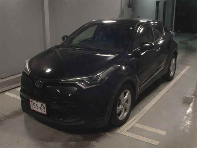 2017 Toyota C-HR S LEDエディション auction photo 4