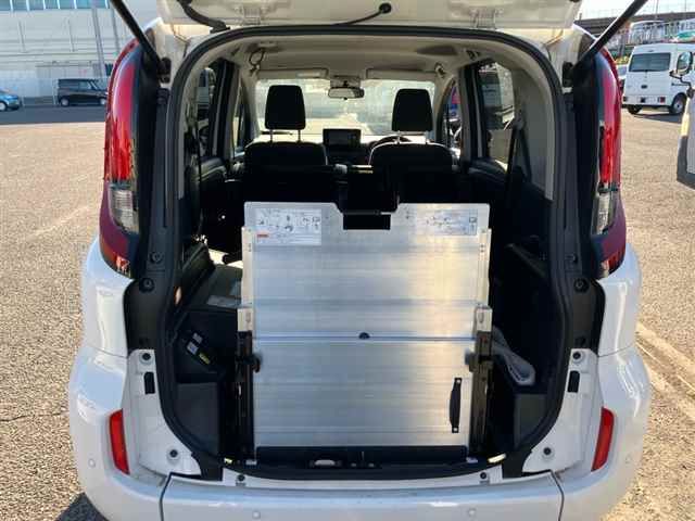 2023 Toyota Sienta Xクルマイスシヨウシャ auction photo 10
