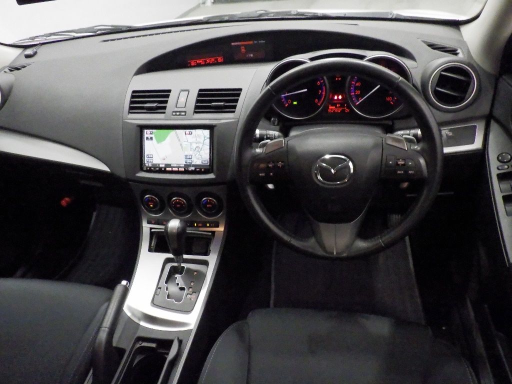 2010 Mazda アクセラ スポーツ 20S auction photo 3