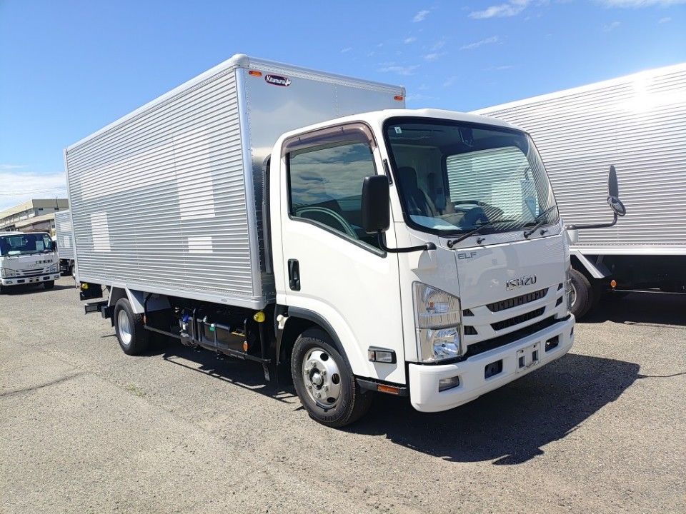 2021 Isuzu Elf auction photo 4