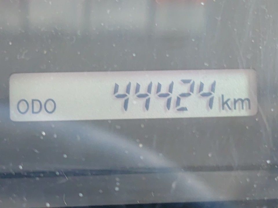2021 Isuzu Elf auction photo 10