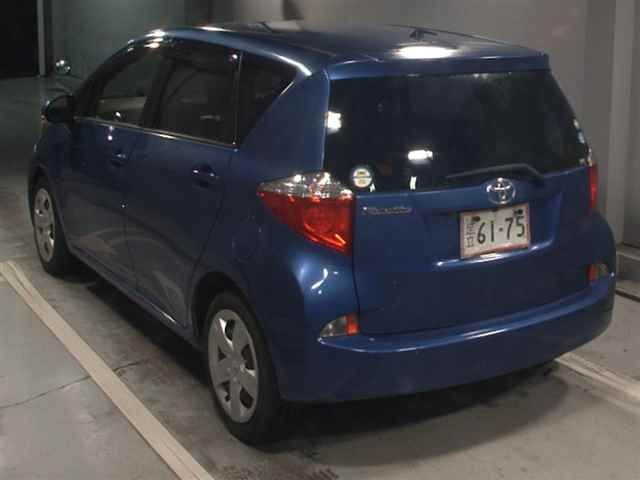 2013 Toyota Ractis G auction photo 2