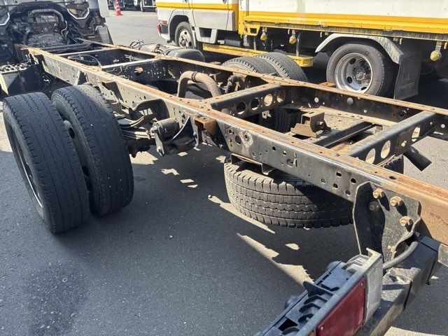 2005 Isuzu Elf chassis auction photo 14