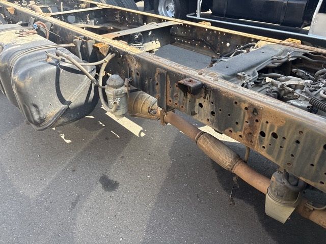 2005 Isuzu Elf chassis auction photo 17