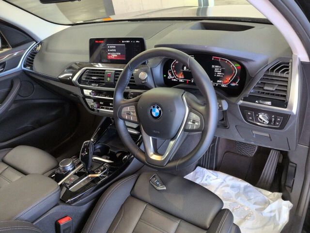 2021 BMW X3 XDRIVE20D Xライ 4WD auction photo 3