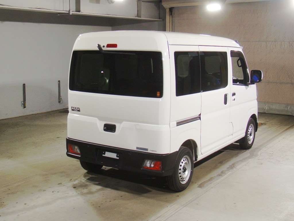 2026 Toyota Pixis Van Deluxe auction photo 2