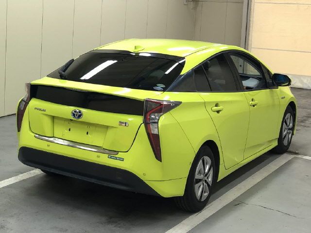 2016 Toyota Prius A auction photo 4