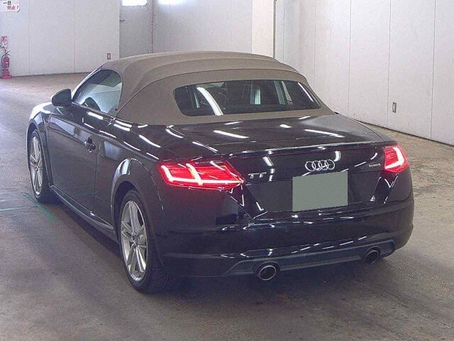 2016 Audi TTロードスター 2.0 TFSI Quattro 4WD auction photo 2