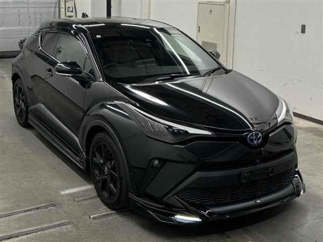 2023 Toyota C-HR Gモードネロセーフティプラス3 Japan auction vehicle
