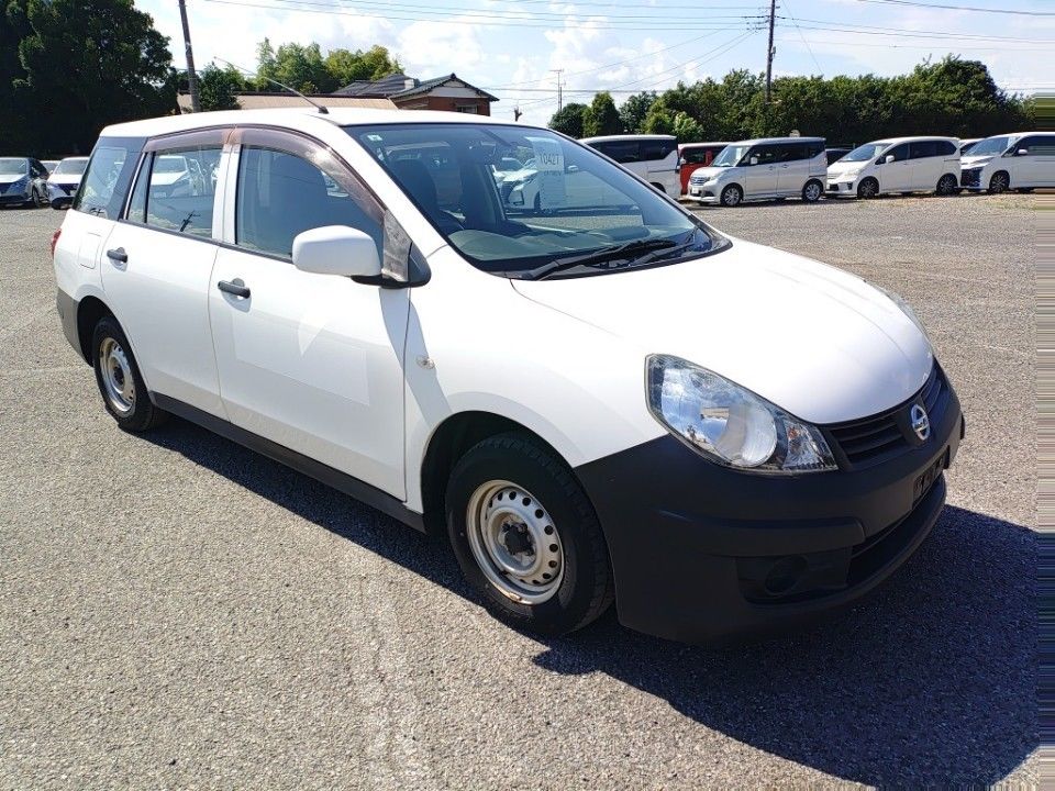2015 Nissan AD auction photo 4