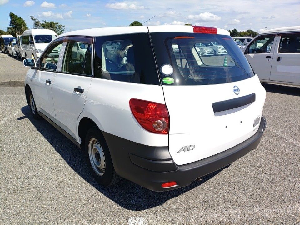2015 Nissan AD auction photo 6