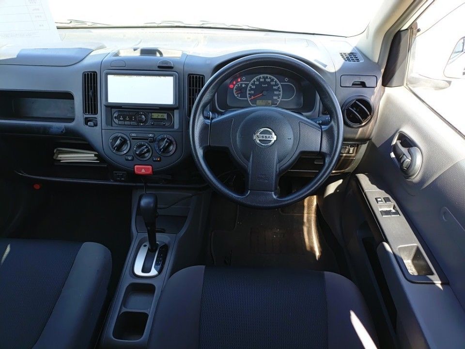 2015 Nissan AD auction photo 3