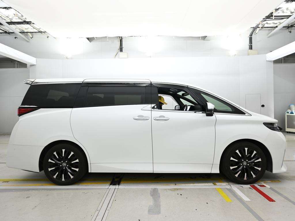 2024 Toyota Alphard Z auction photo 3