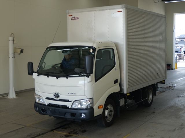 Japan Auction Vehicles 22 2024 Toyota Dyna Aluminum van auction photo